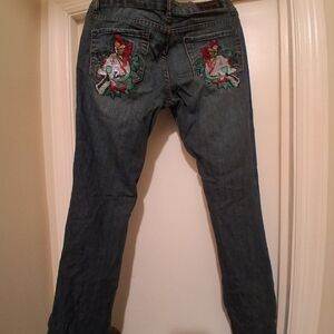Women's Blue Embroidered Back-Pocket Jeans